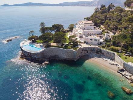 Cap Estel Hotel Vue drone · Hôtel Luxe 5 étoiles Côte d'Azur