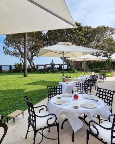 Cap Estel restaurant La table de Patrick Raingeard Terrasse · Restaurant Gastronomique étoilé Côte d'Azur