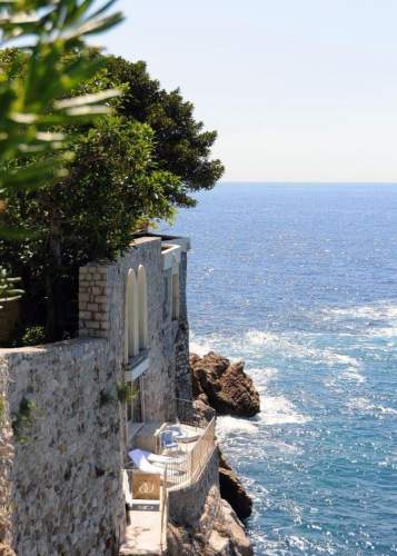 Cap Estel Hotel balcon parc ·<br />
Hôtel Luxe Eze Bord de Mer