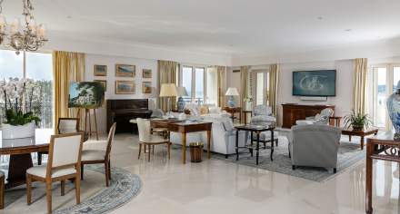 Cap Estel Suite 310 Salle à manger Salon