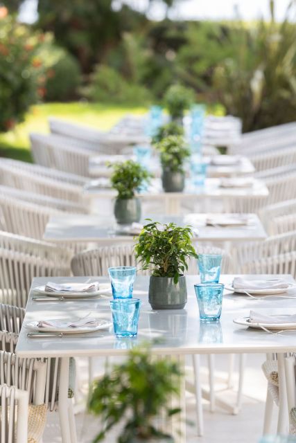 Cap Estel Restaurant gastronomique Service · Hôtel Luxe Côte d'Azur · Hôtel Luxe Côte d'Azur · Hôtel Luxe Côte d'Azur
